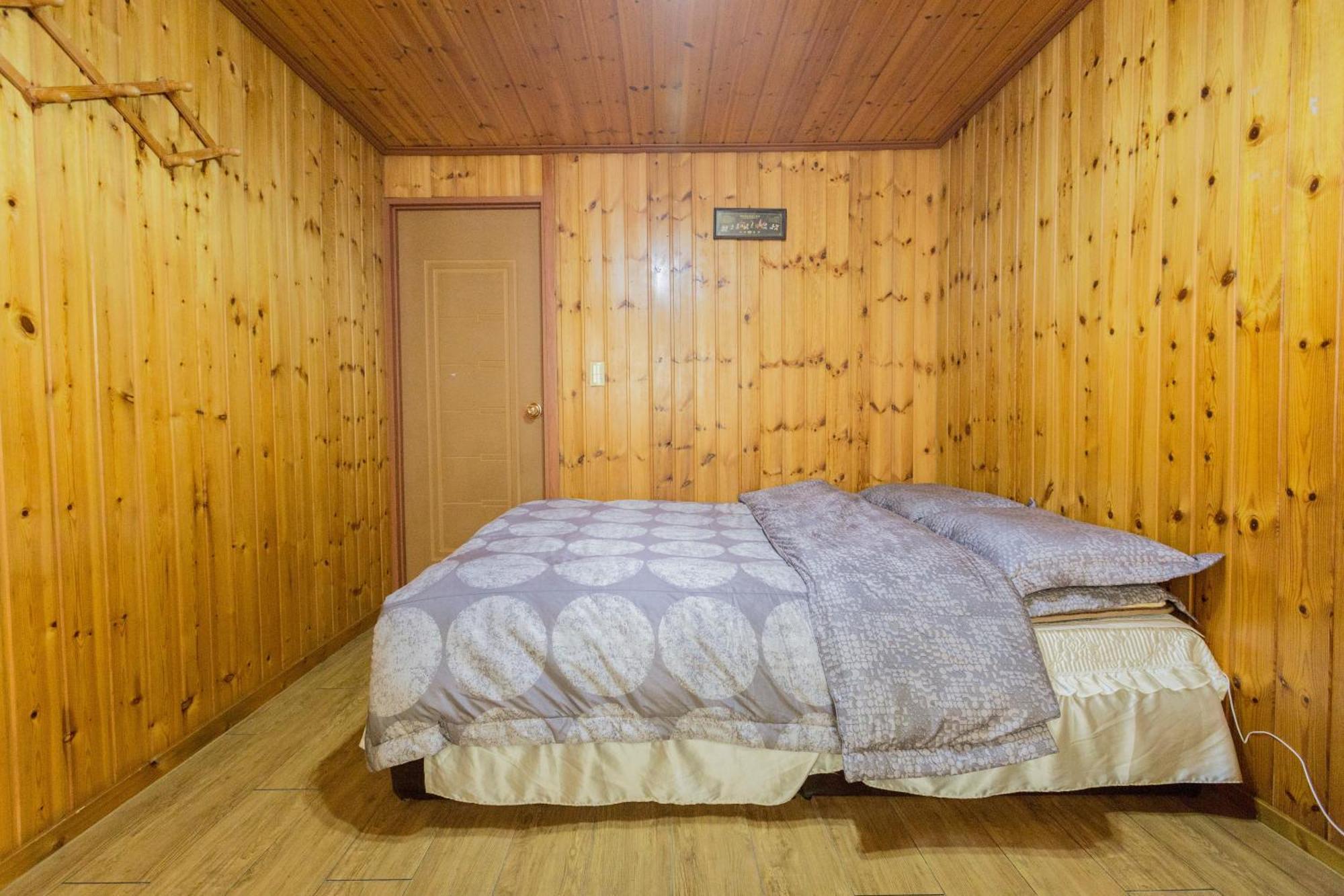 Bongpyeong Moolsori Pension Pyeongchang Room photo