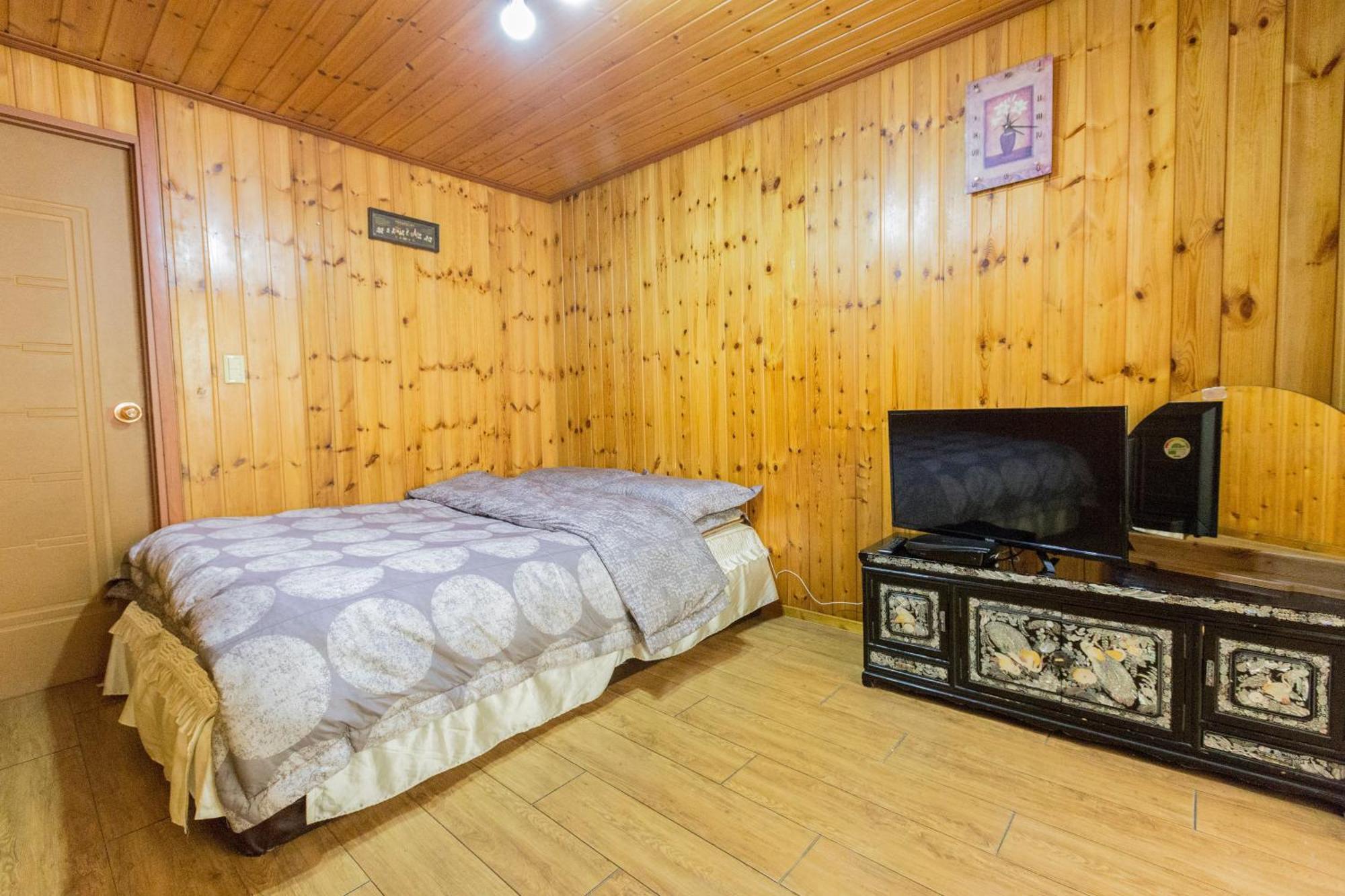 Bongpyeong Moolsori Pension Pyeongchang Room photo